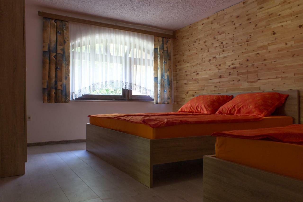 LučeKrivec公寓 外观 照片
